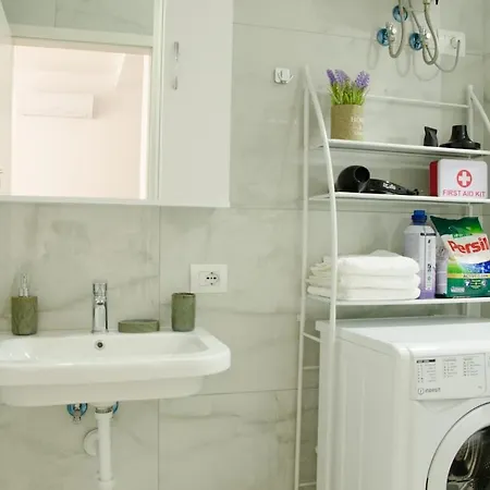 Serenity - Center Apartment *