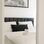 Serenity - Center Daire